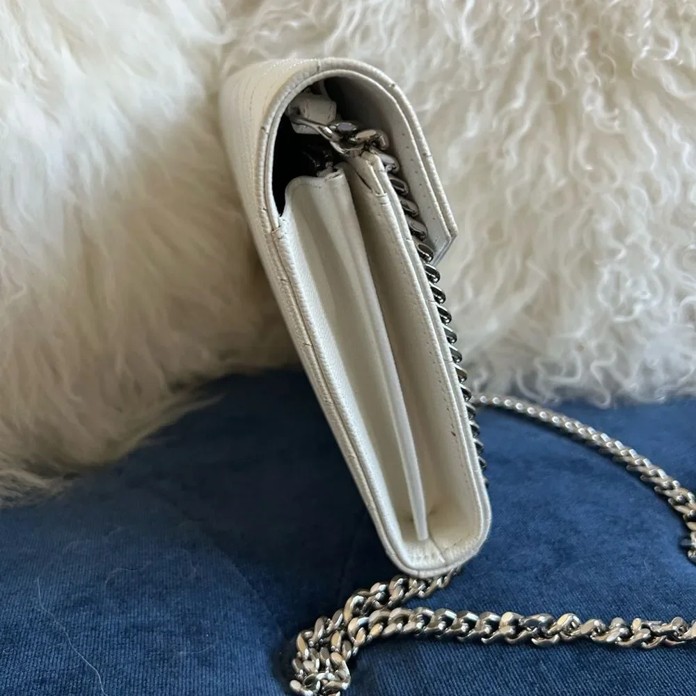Yves Saint Laurent white wallet on chain with silver hardware - Picture 4 of 7